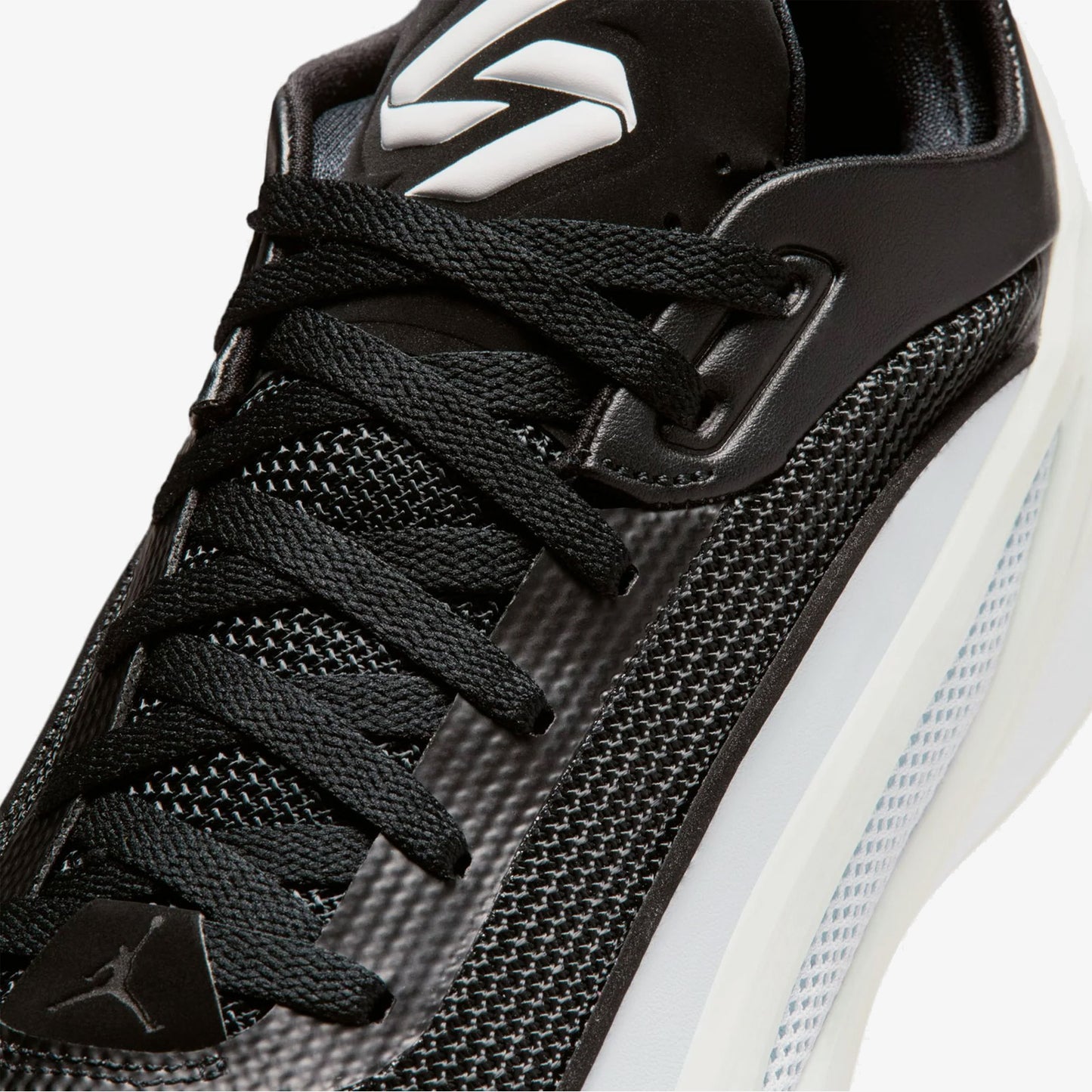 Luka 5 "Black White"