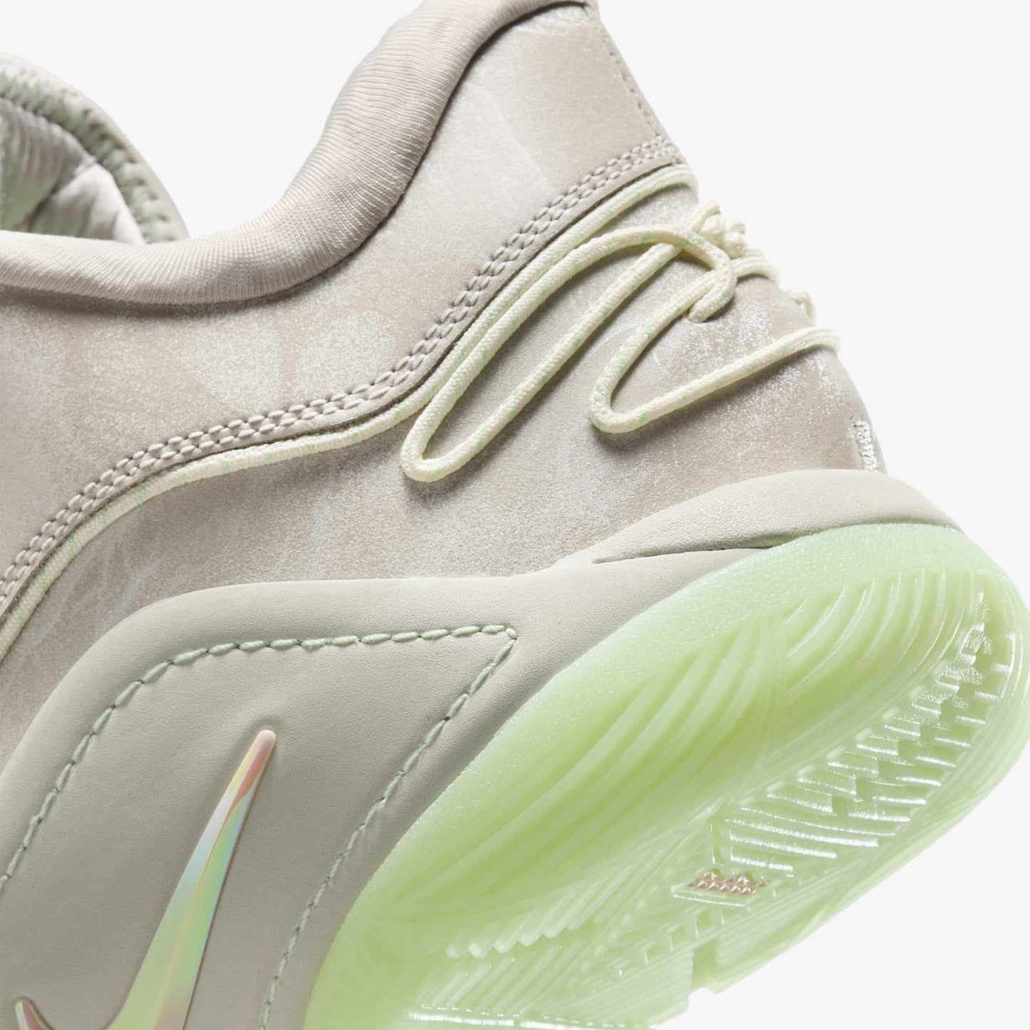 LeBron XXII "Dunkman"