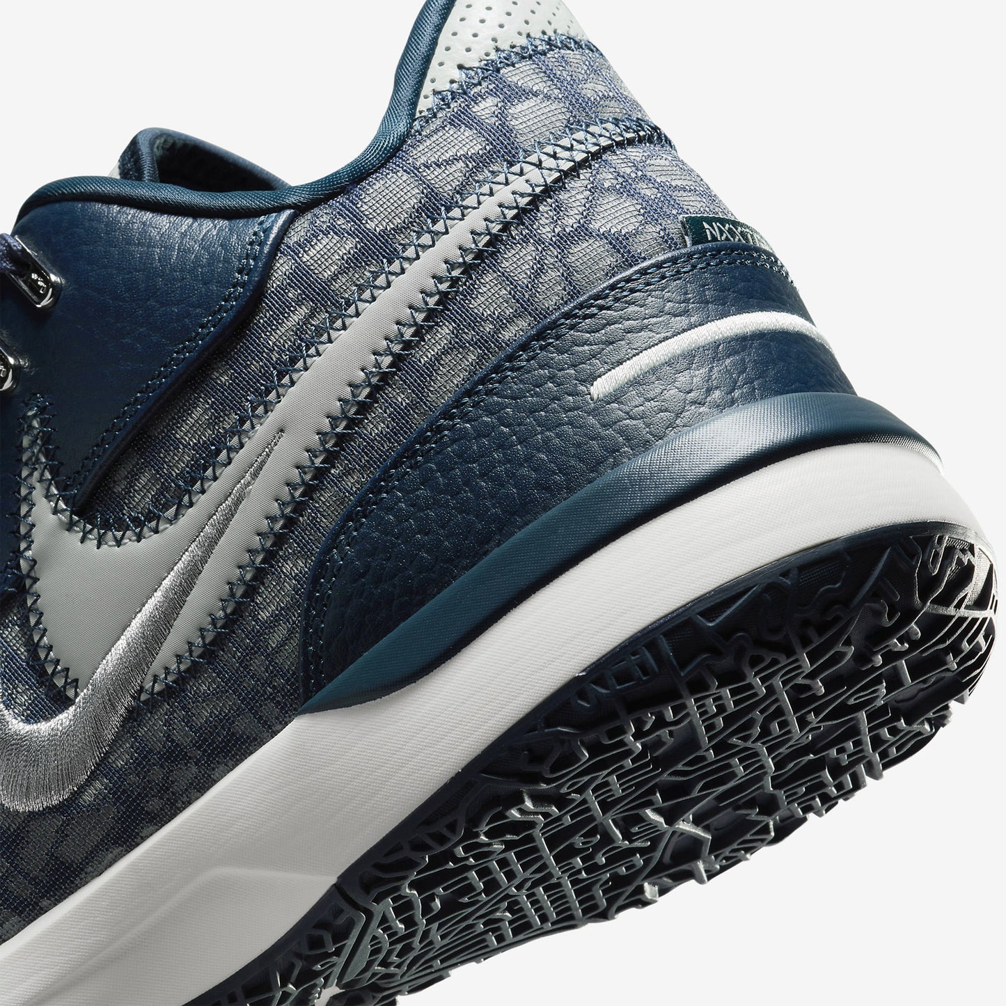 LeBron NXXT Gen AMPD "Navy Blue"