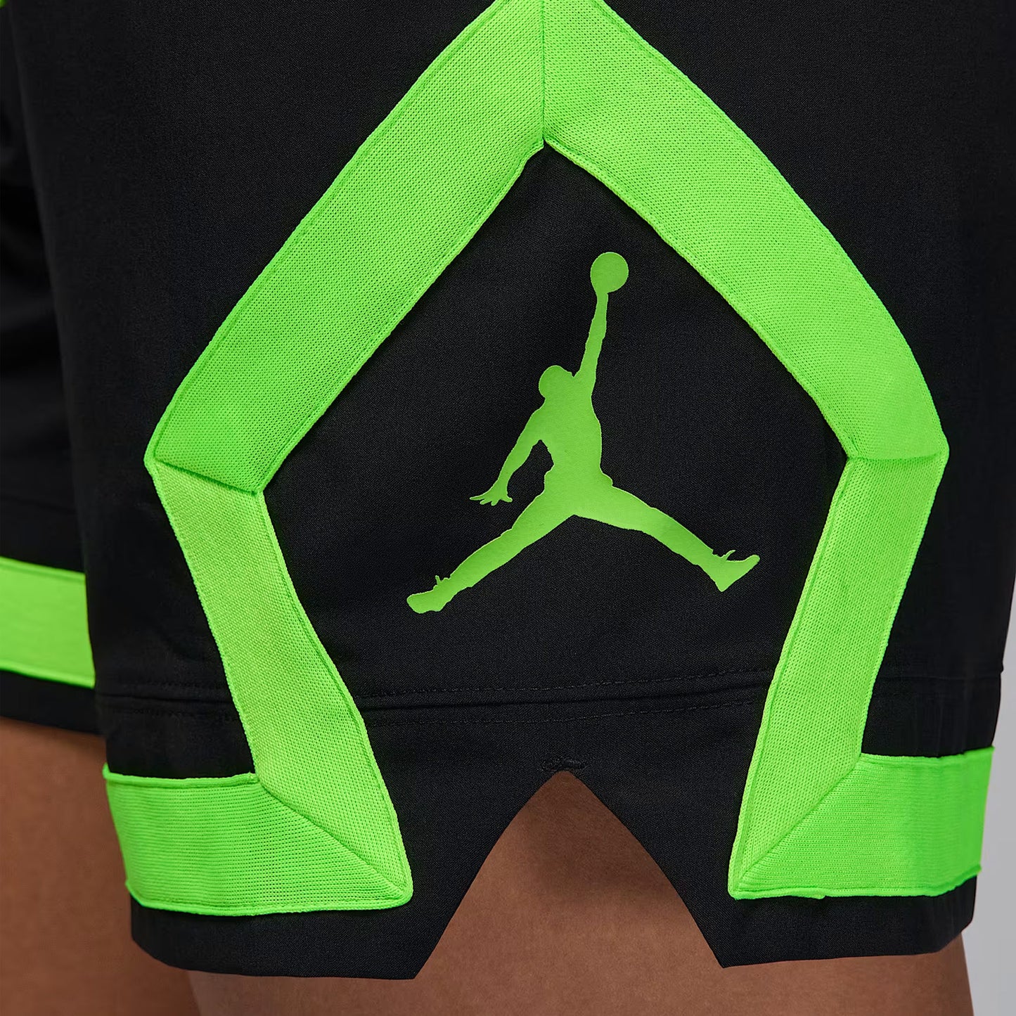 Short Sport Diamond Woven