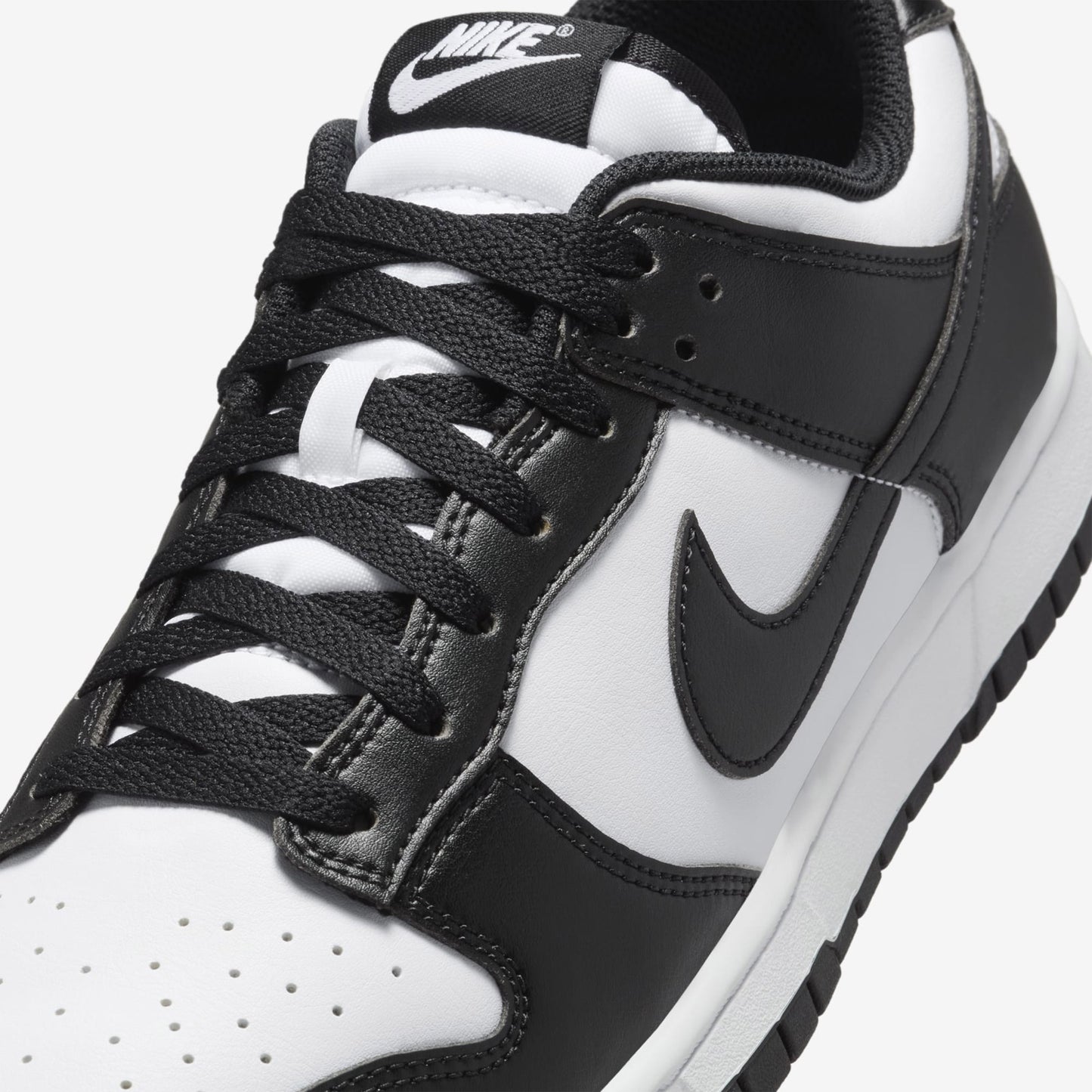 Dunk Low "Panda"