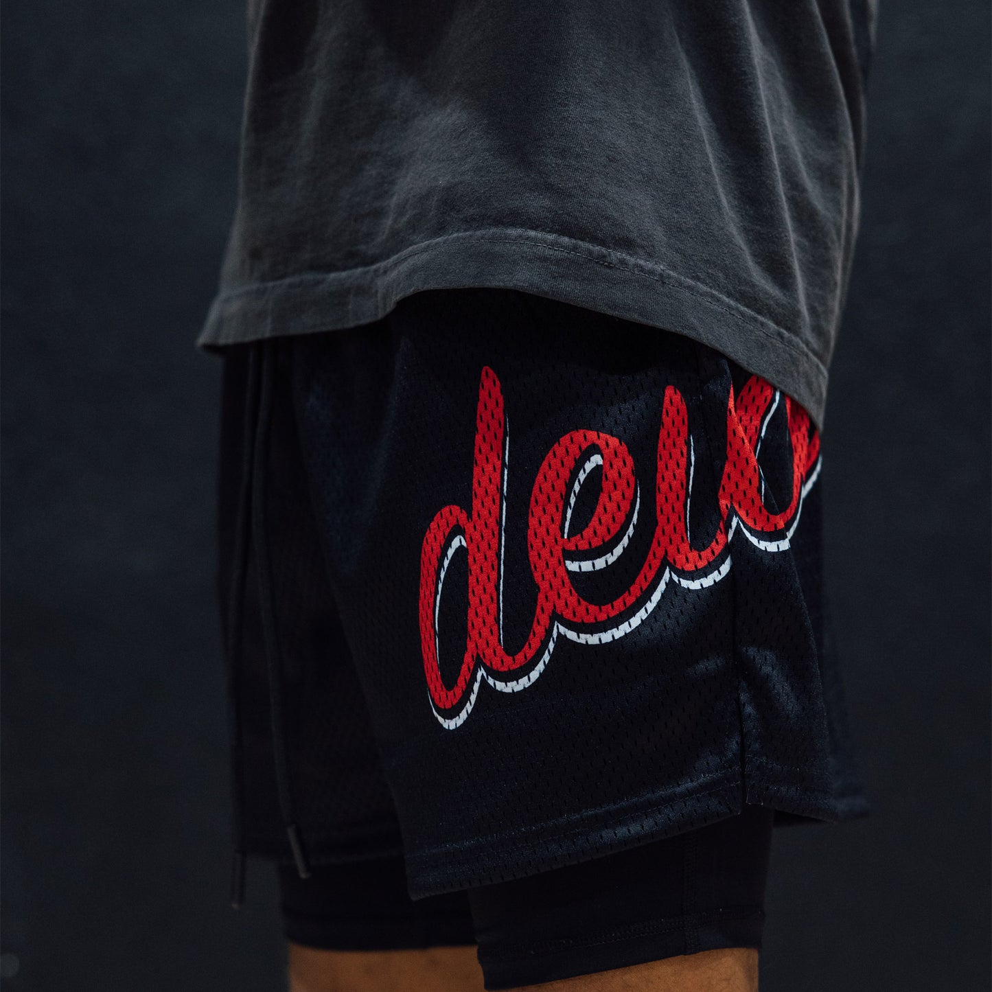 Mesh Shorts "Bred"