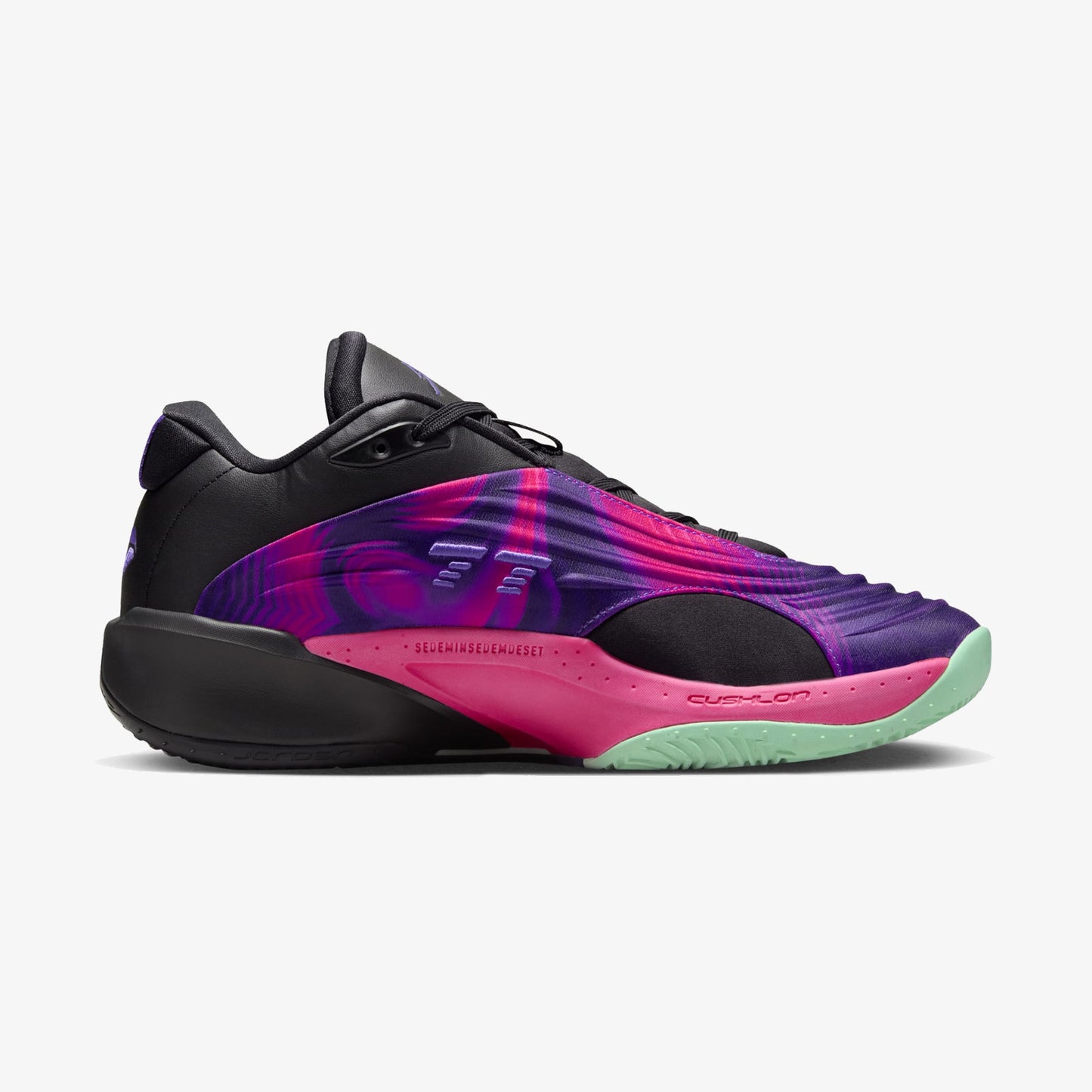 Luka 3 "Midnight Racer"