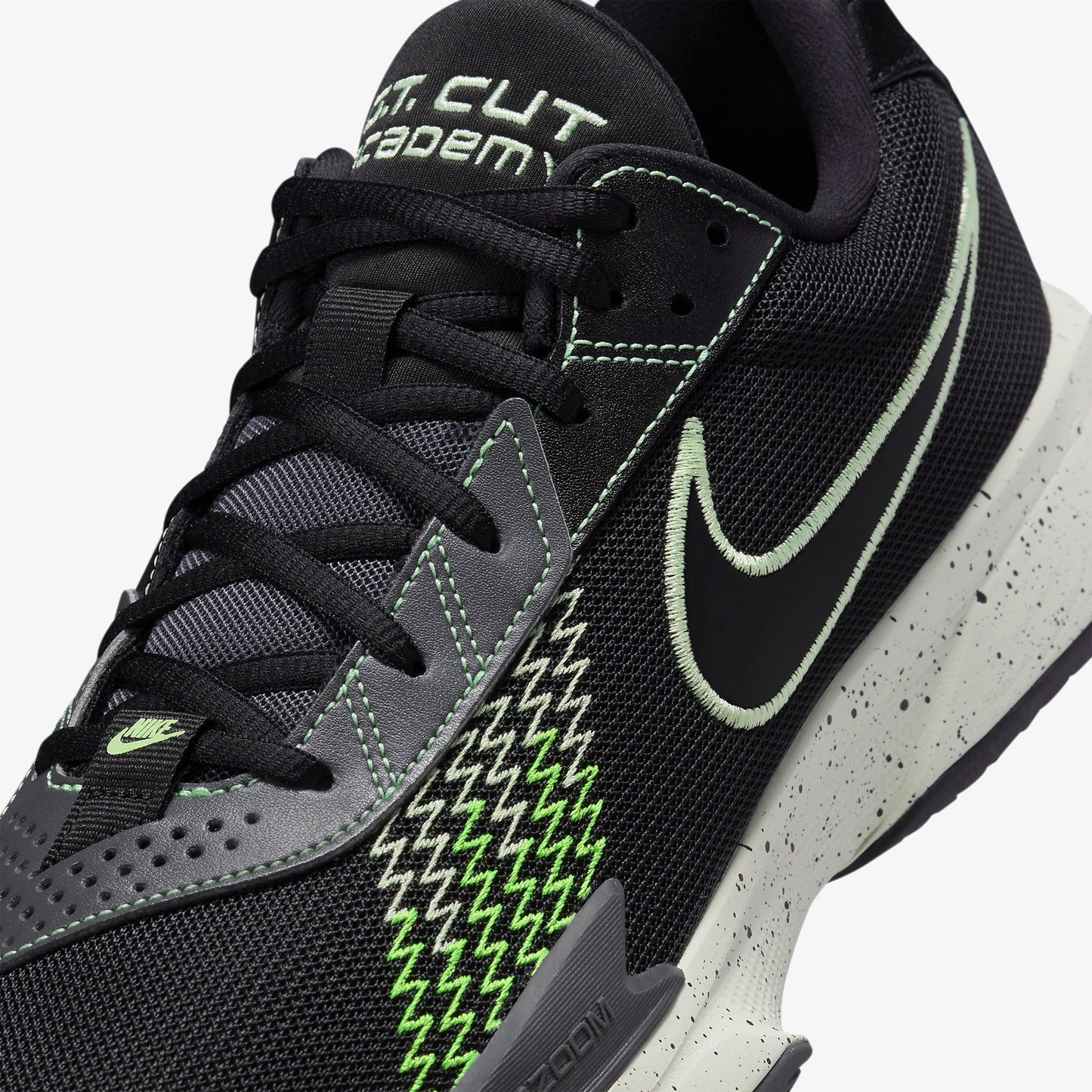 G.T Cut Academy "Black Volt"