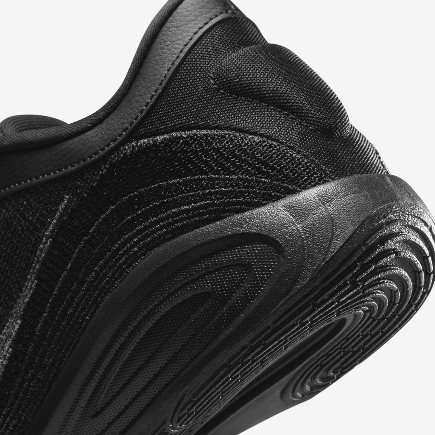 G.T Hustle Academy "Triple Black"