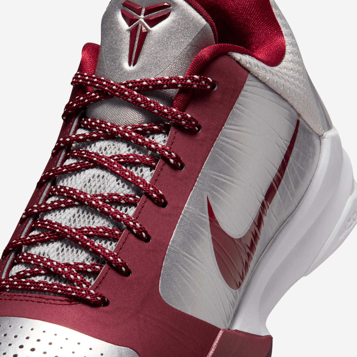 Kobe 5 Protro "Caitlin Clark PE"