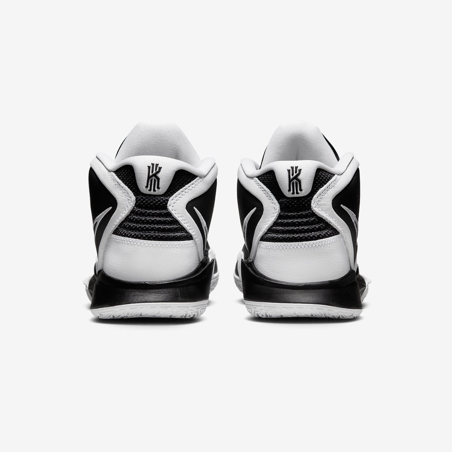 Kyrie Infinity TB "Black White"