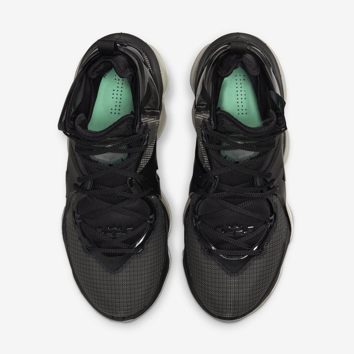 LeBron XIX "Black Green Glow"