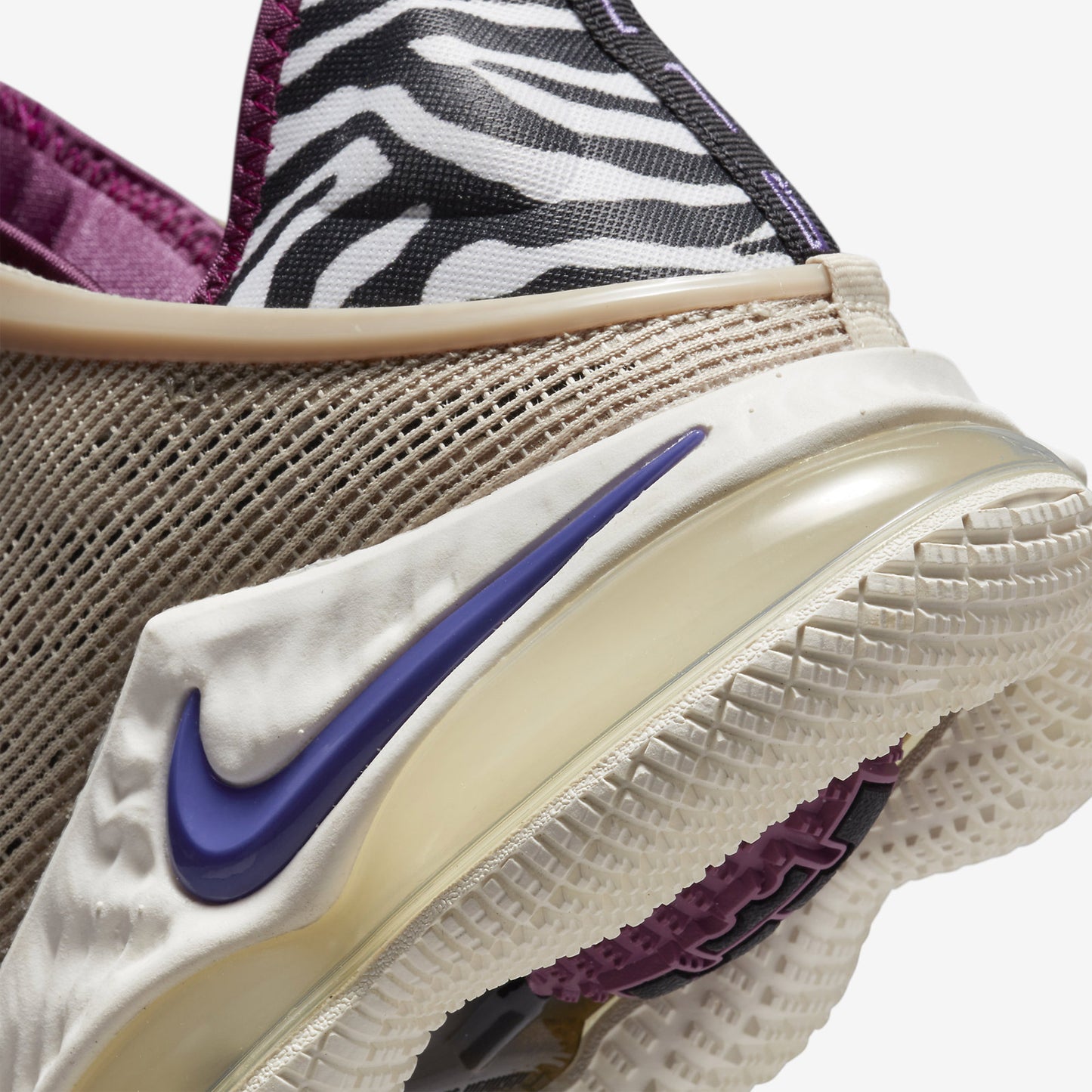 LeBron XIX Low "Animal Pack"