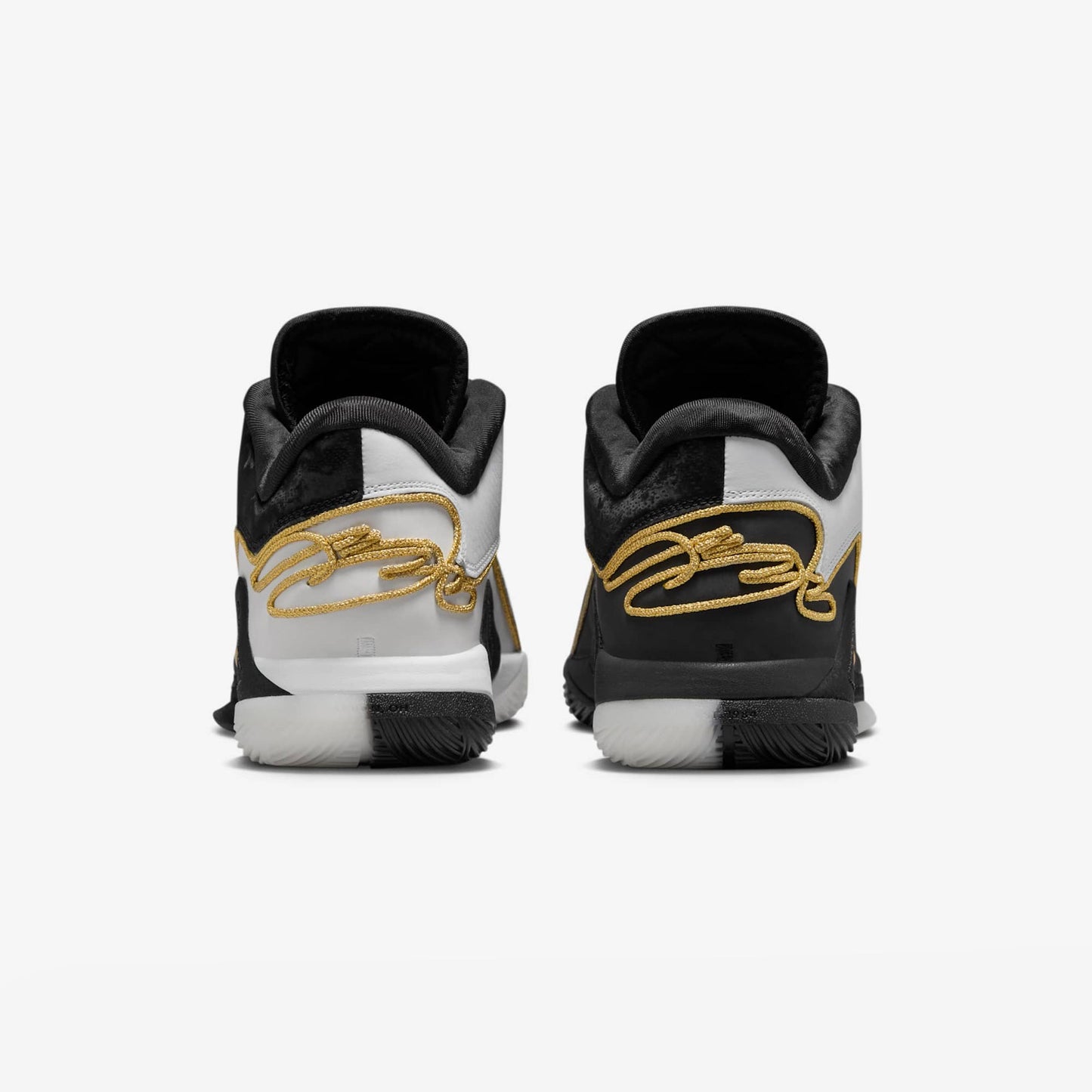 LeBron XXII "Mogul"