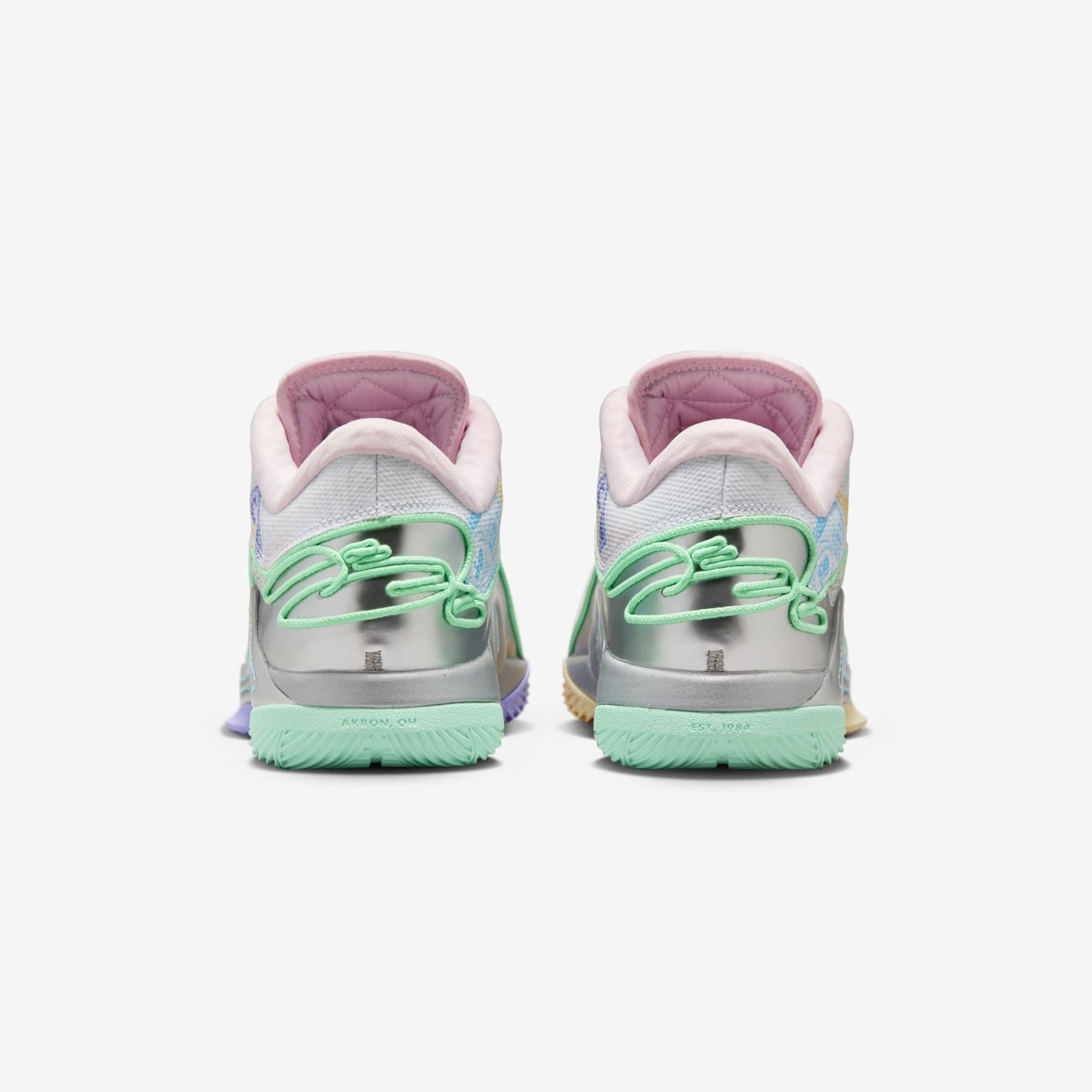 LeBron XXII "MONOPOLY"