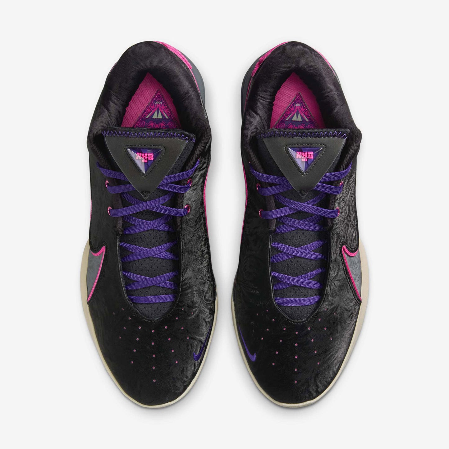 LeBron XXII "Tunnel Vision"