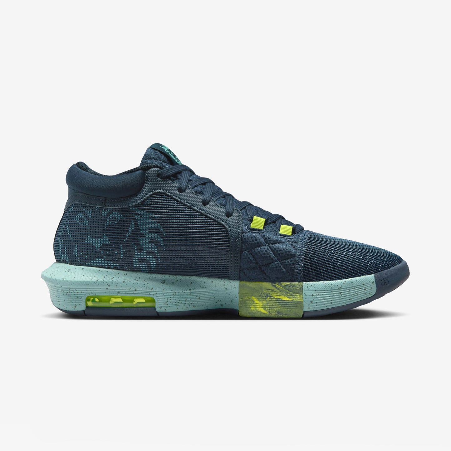 LeBron Witness 8 "Armory Navy"