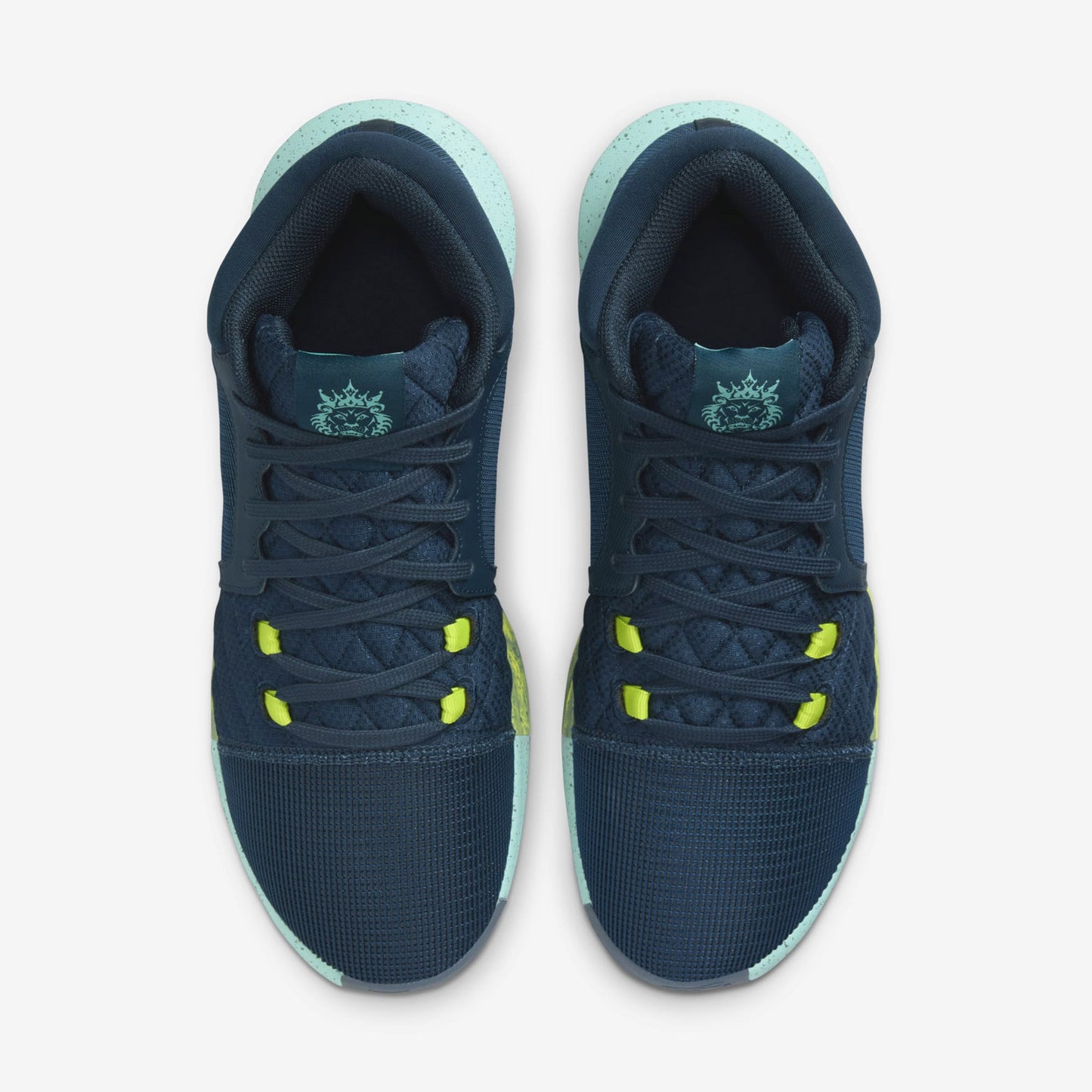 LeBron Witness 8 "Armory Navy"