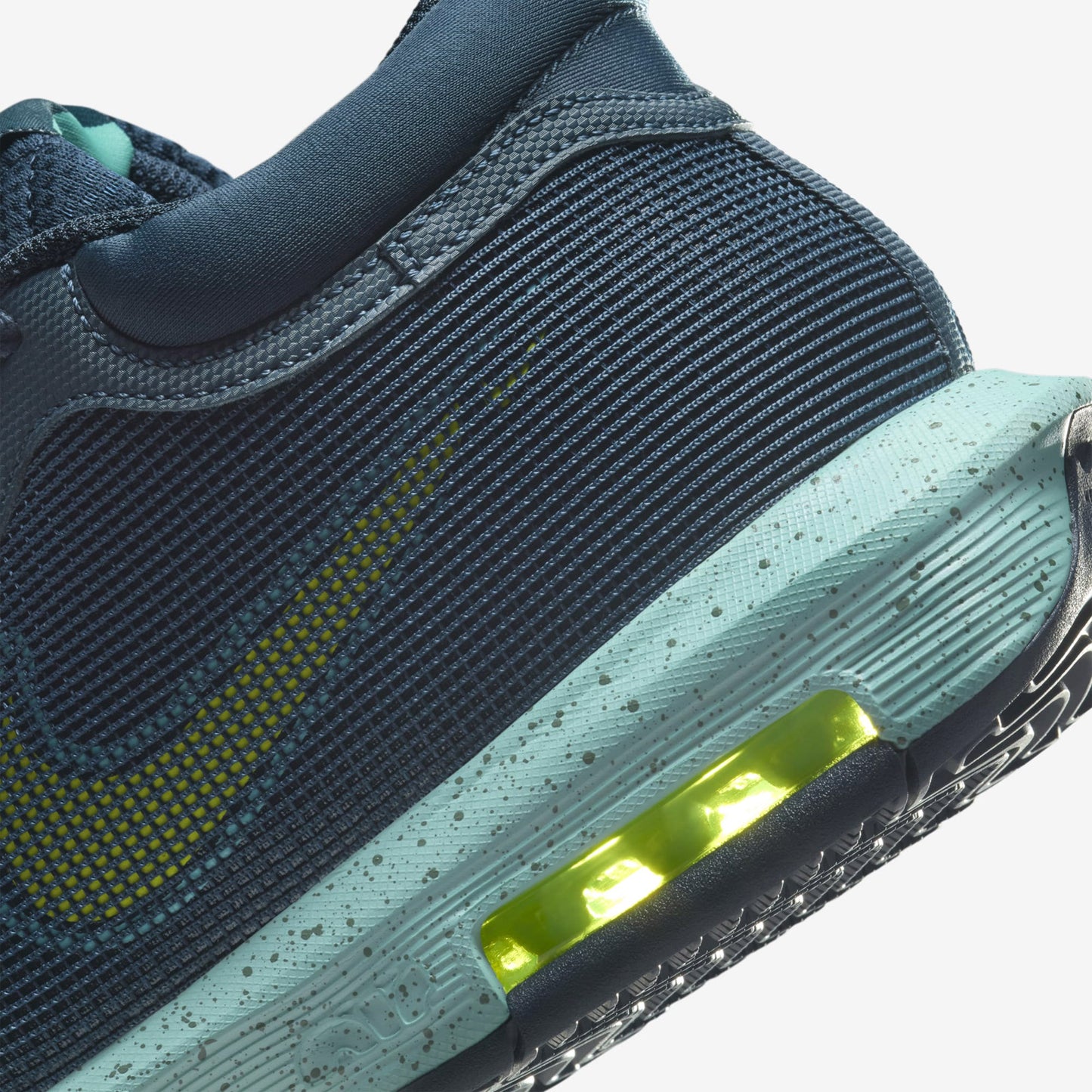 LeBron Witness 8 "Armory Navy"