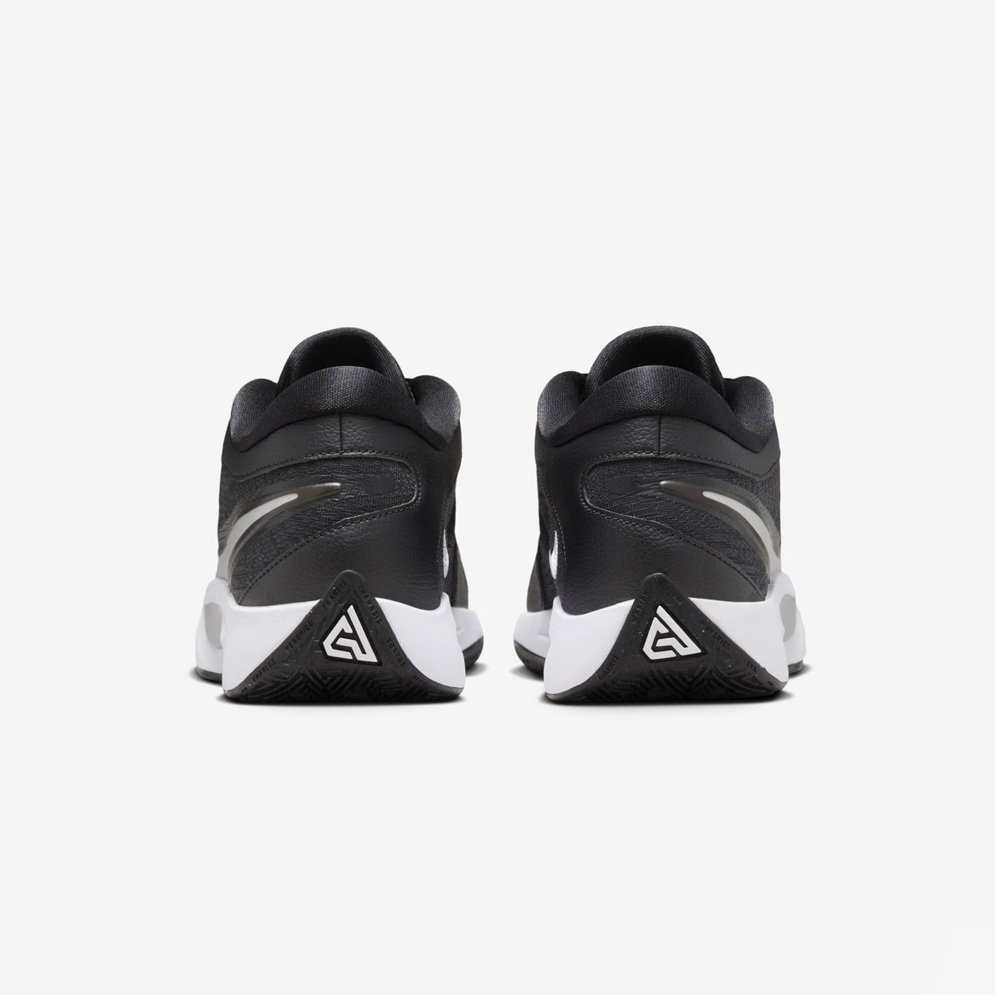 Zoom Freak 6 "Black White"