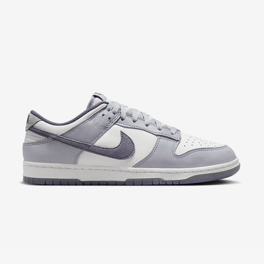 Dunk Low SE "Light Carbon"