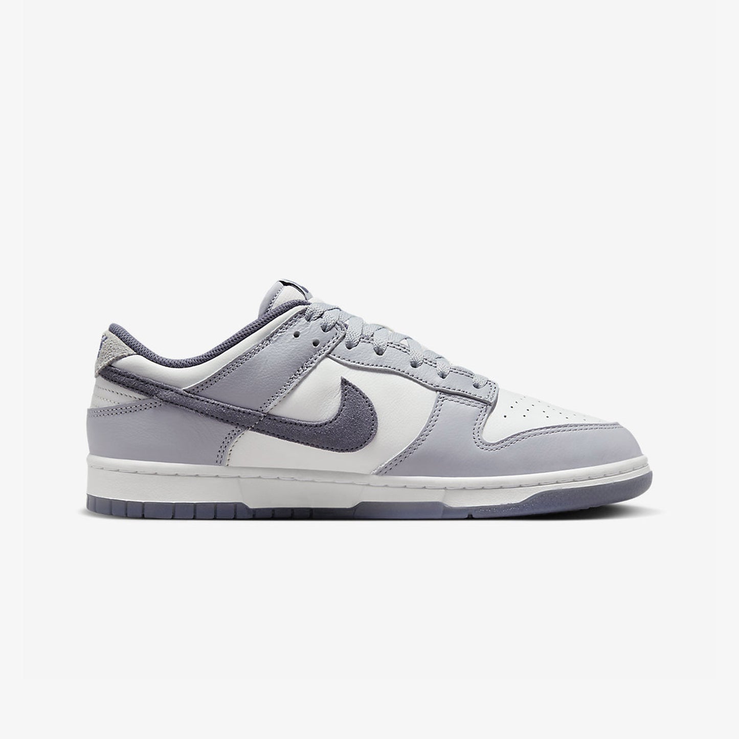Dunk Low SE "Light Carbon"