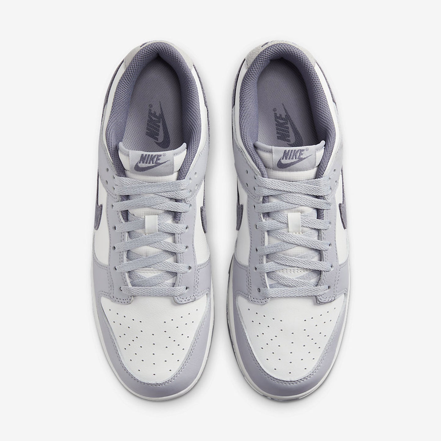 Dunk Low SE "Light Carbon"