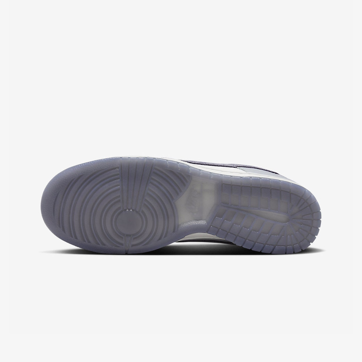 Dunk Low SE "Light Carbon"